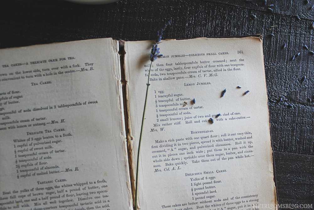 Dark Chocolate-Lavender Tea Cakes - Heirlooms Blog